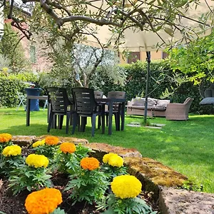 Private Garden Giardino Privato A - House Amorino Apartment Bardolino